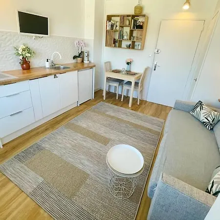 Apartment Confortable A 2min De La Et Du Centre Cabourg